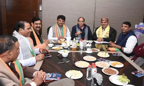 जनता मोदी के साथ, फिर जीतेंगे विश्वासः कपिल देव
