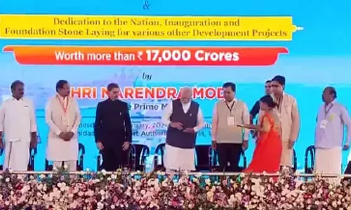 पीएम मोदी ने 17,300 करोड़ की परियोजनाओं की दी सौगात, देश के पहले हाइड्रोजन हब पोर्ट को हरी झंडी