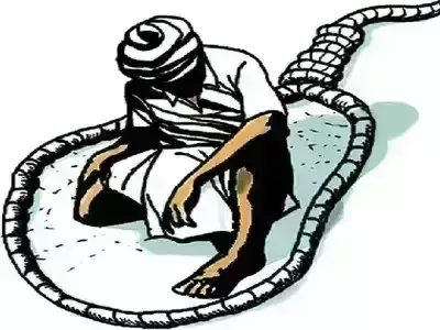 MUZAFFARNAGAR-तहसील दिवस में ग्रामीण ने बदन पर डाला तेल और फिर…..