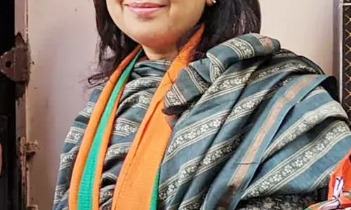 PALIKA-चेयरपर्सन मीनाक्षी स्वरूप ने दिये वाटर कूलर का सर्वे कराने के निर्देश