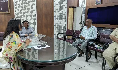 MUZAFDARNAGAR-पालिका पहुंची चेयरपर्सन मीनाक्षी ने अपनी सामने ली हाजिरी