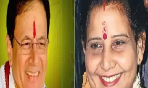 Update- मेरठ में सुनीता वर्मा 24905 मतौ से आगे