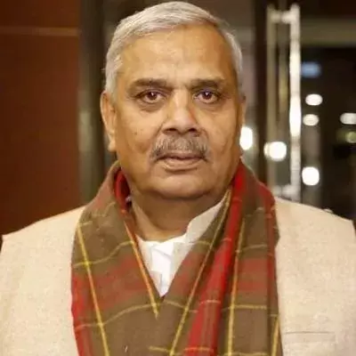 सांसद हरेन्द्र मलिक चाहते हैं, पालिका में बनें समितियां