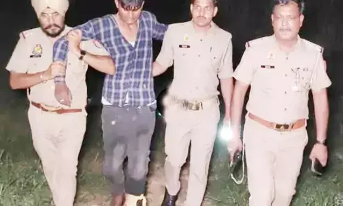 विद्युत ट्रांसफार्मर चोरी कर भाग रहे दो इनामी बदमाश मुठभेड़ में घायल