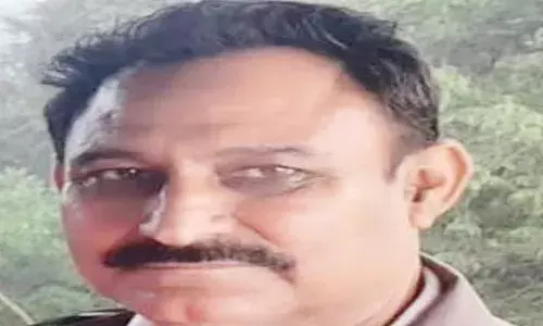 KHULASA-सौतेली मां के नाम तीन करोड़ की सम्पत्ति करने से नाराज बेटों ने कराई पिता की हत्या