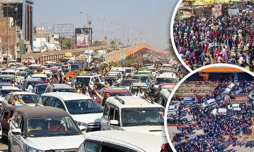 प्रयागराज जाम!, रोड… बस और ट्रेनों में भीड़, चारों ओर सड़कों पर लंबी कतारें