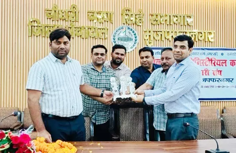 यादगार-शानदार पारी खेलकर मुजफ्फरनगर से विदा हुए एडीएम नरेन्द्र बहादुर