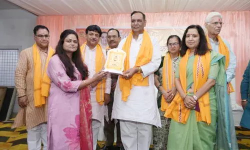 अहिल्याबाई जयंती-नगरपालिका ने किया महिला कर्मियों को सम्मानित