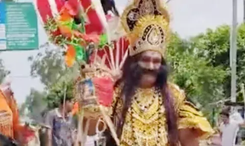 MUZAFFARNAGAR-महिलाओं के सम्मान की खातिर रावण ने उठाई शिव की कांवड़
