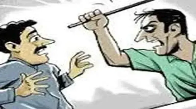 MUZAFFARNAGAR-बिजली कनेक्शन काटने पहुंची टीम पर किया हमला