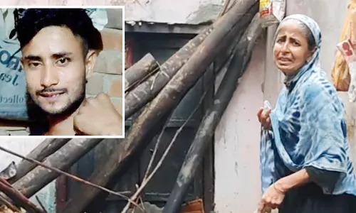 MUZAFFARNAGAR-लगातार बारिश से गिरी कच्ची छत, मलबे में दबकर युवक की मौत